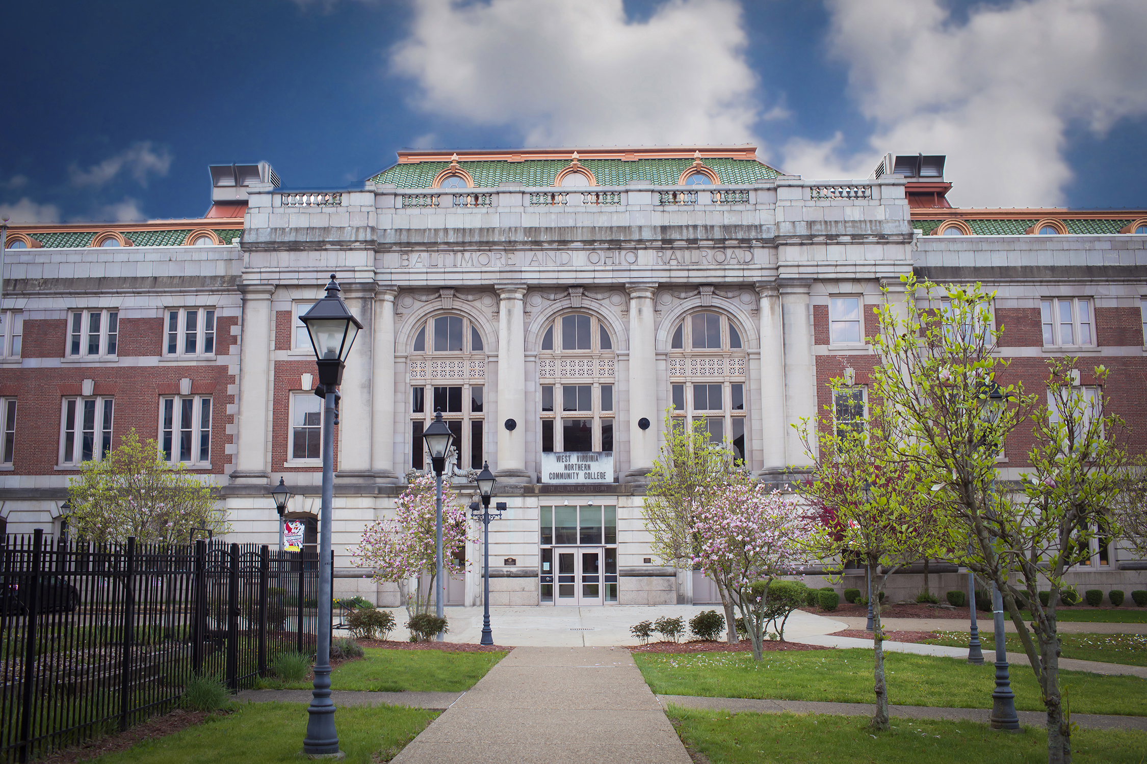 WVNCC recognizes its graduates and pays tribute to first responders on